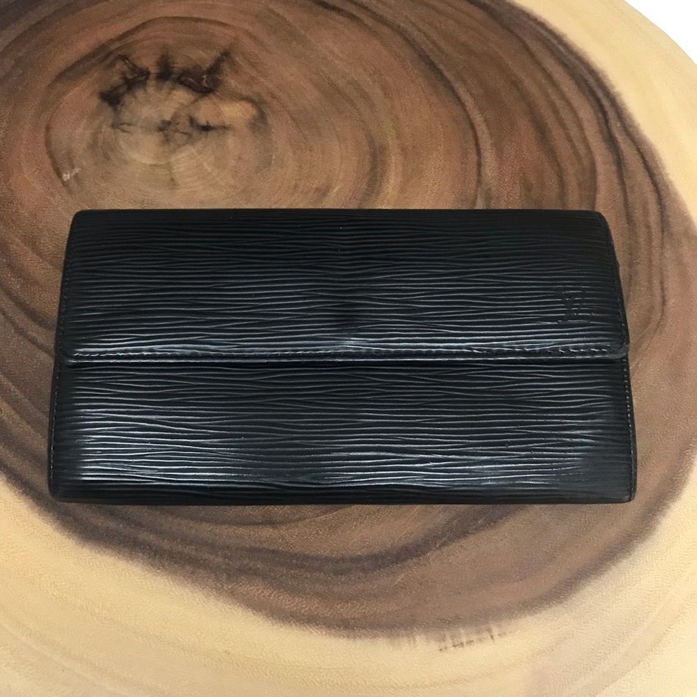Louis Vuitton Epi Leather Wallet